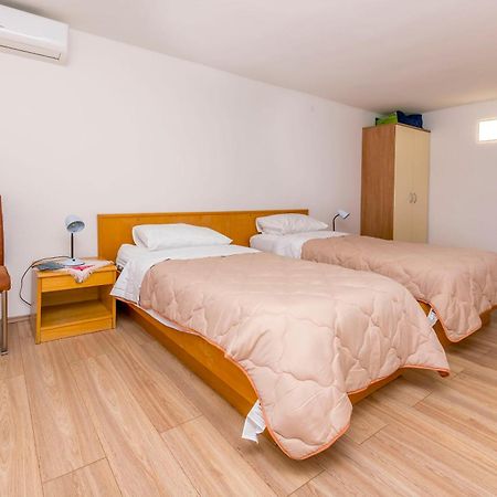 Apartment Jelena Primošten Eksteriør bilde